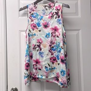 Adrienne Women’s dress tank size M.